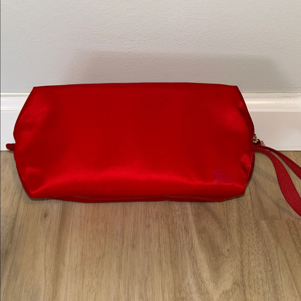 Burberry Vibrant Red Cosmetic Case